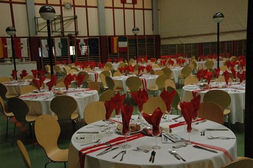 0001 Altherren-Saal gedeckt.jpg